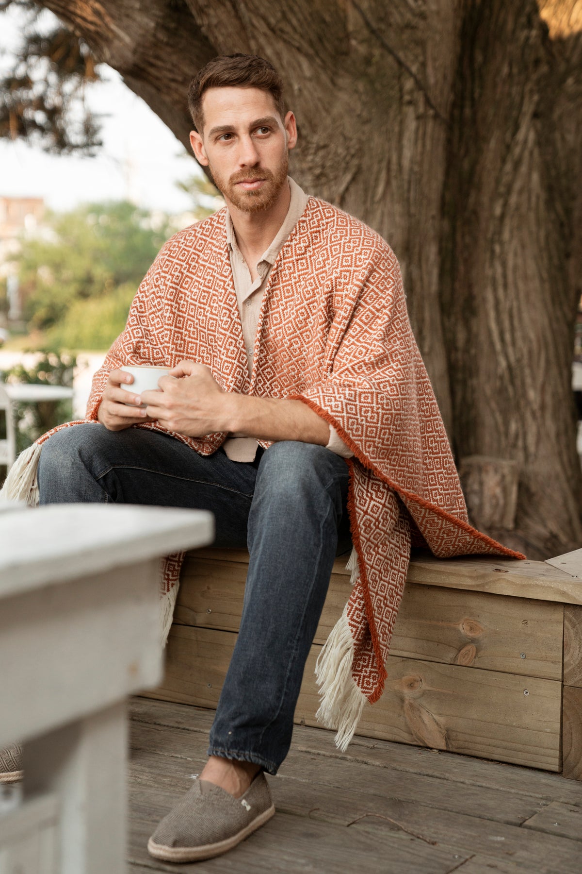 BRONCA Unisex Merino Wool Poncho